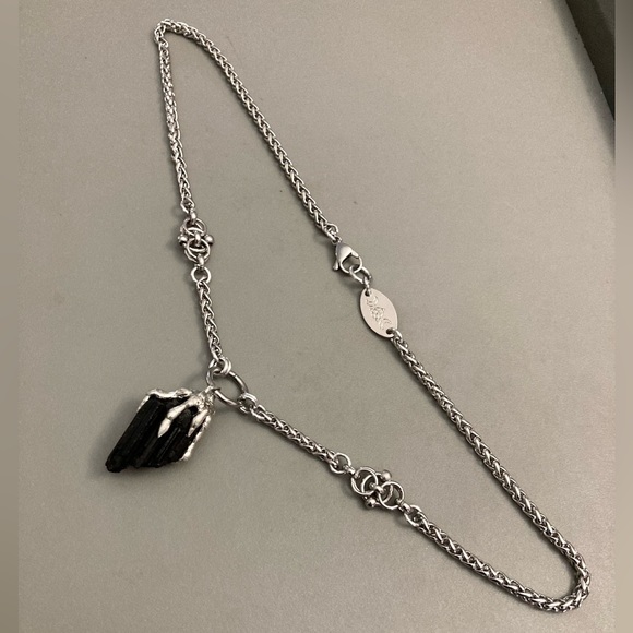 Black raw natural tourmaline gemstone electroplated charm steel boho necklace - Picture 5 of 16